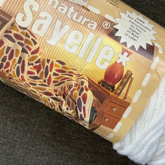 White Yarn - Red Heart 6 Full/Almost Full Skeins, 1 Almost Full Skein Natura Say - Picture 5 of 6